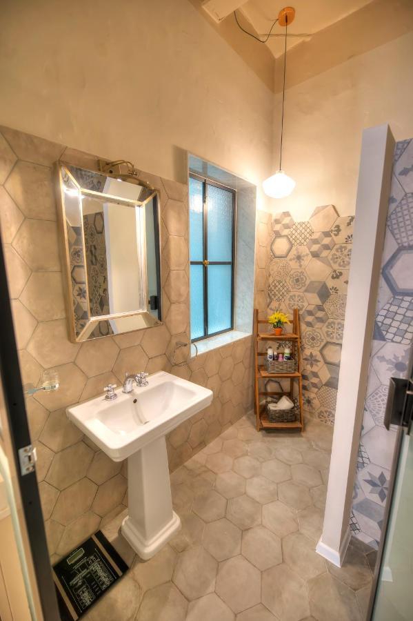 Charming & Traditional Flat In City Center Esch1-2 Valletta Kültér fotó